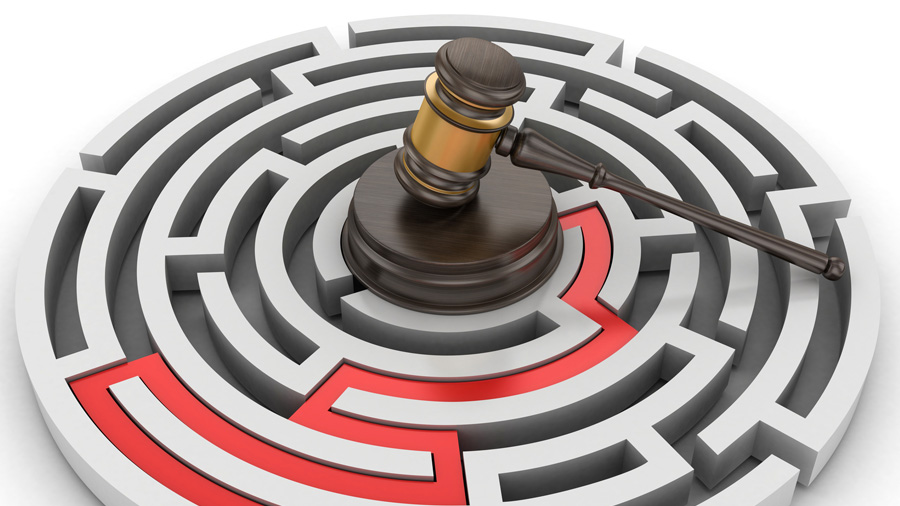 Circular maze with path leading to a gavel - symbolizing a clear path to legislative advocacy for pharmacy owners